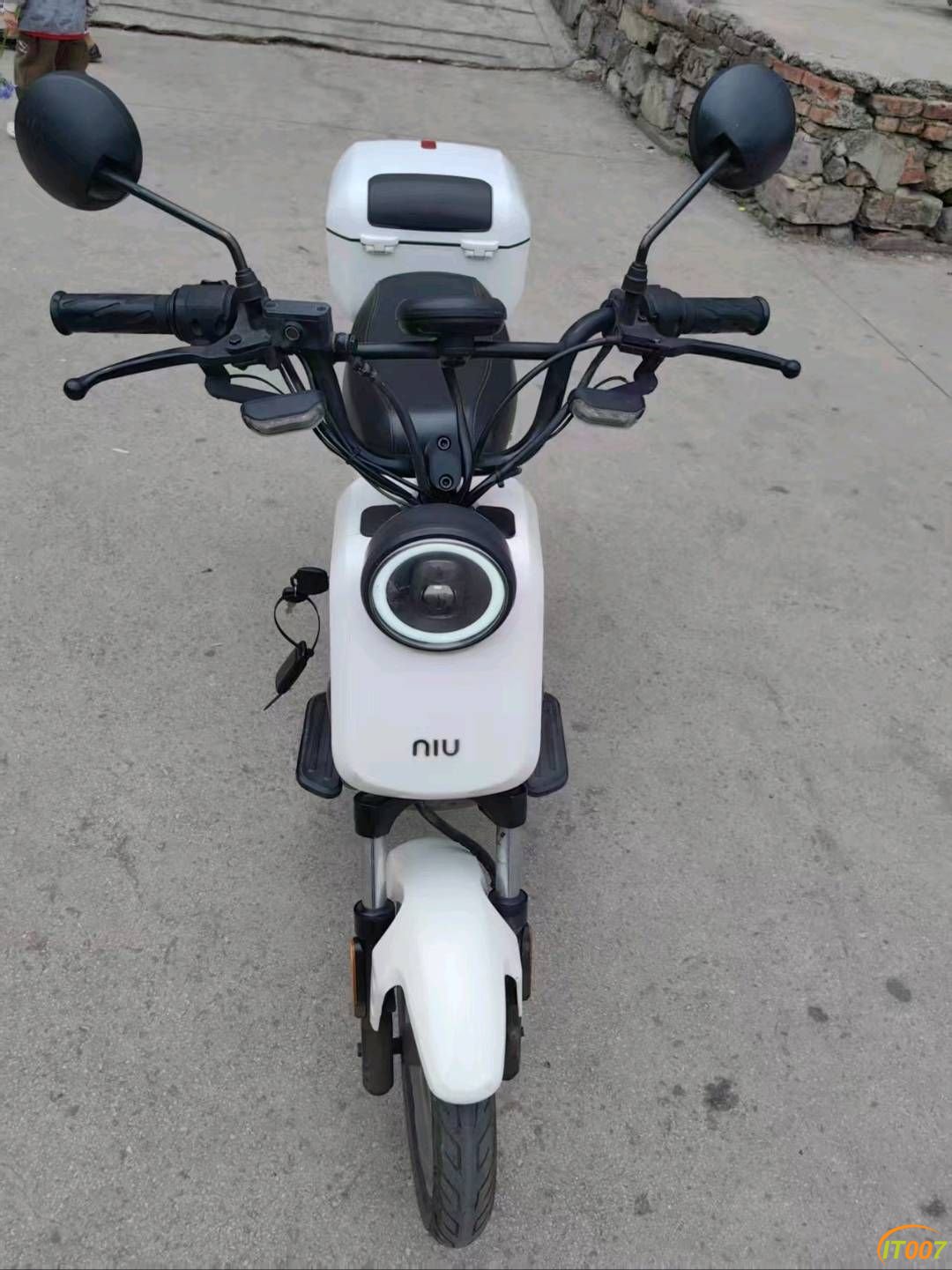 125129saa70zrlxr07rtr0.jpg