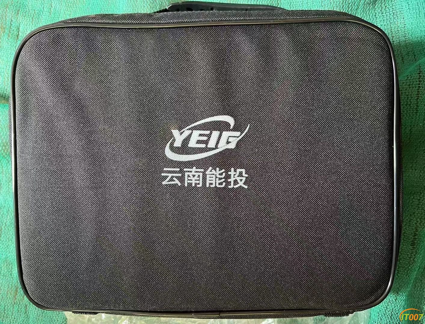 105744j1fyzpecl57p0ic0.JPG