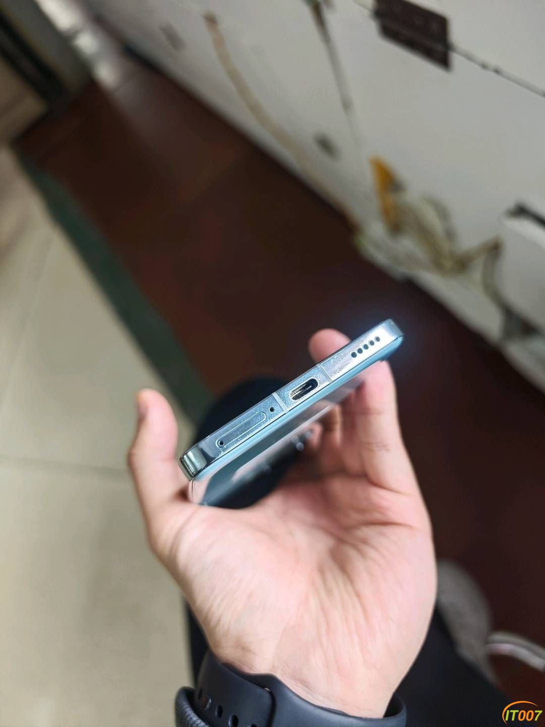 205110ksq4fpiglplpdqdl.jpg