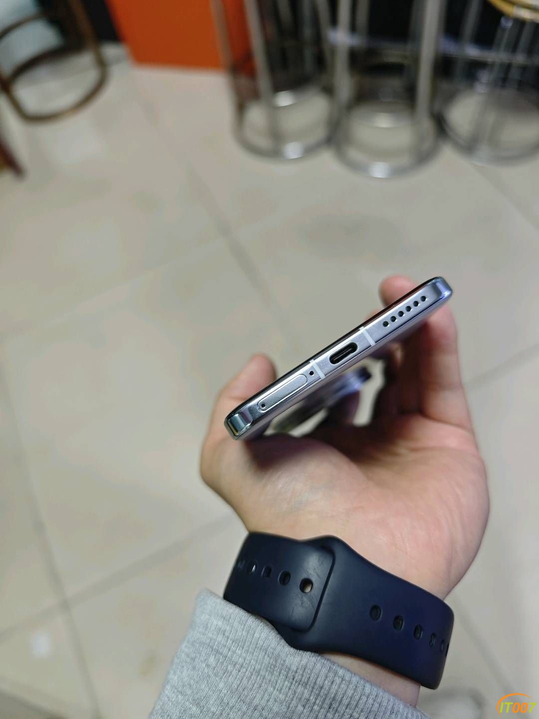222433im7qqdx78q7dd6j8.jpg