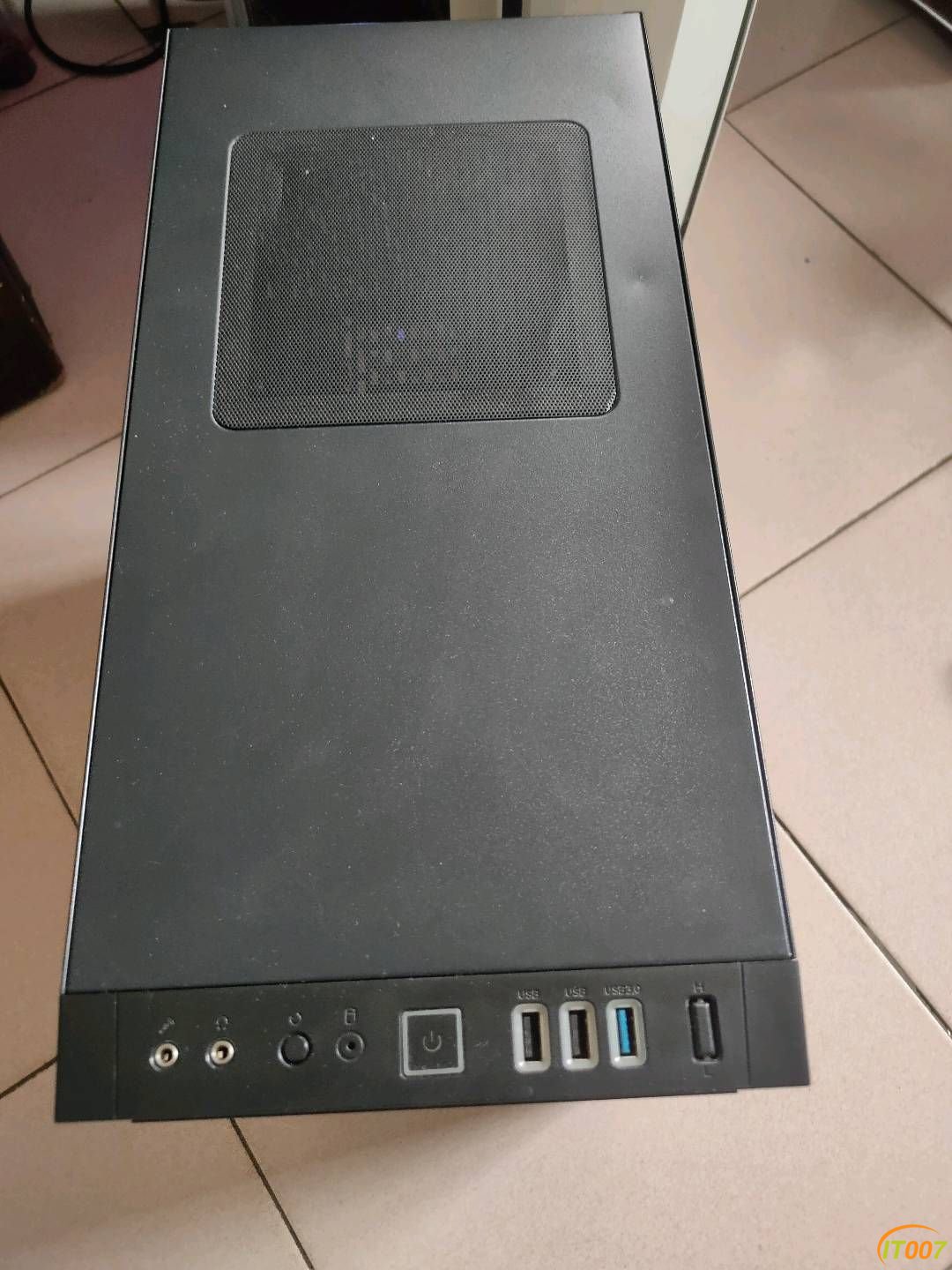 161754xt1cec5lzw4llcqv.jpg