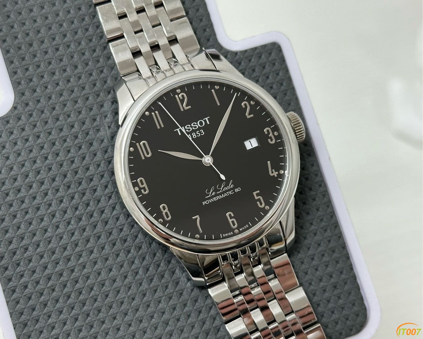 172722xn7iwnunsls8w999.jpg