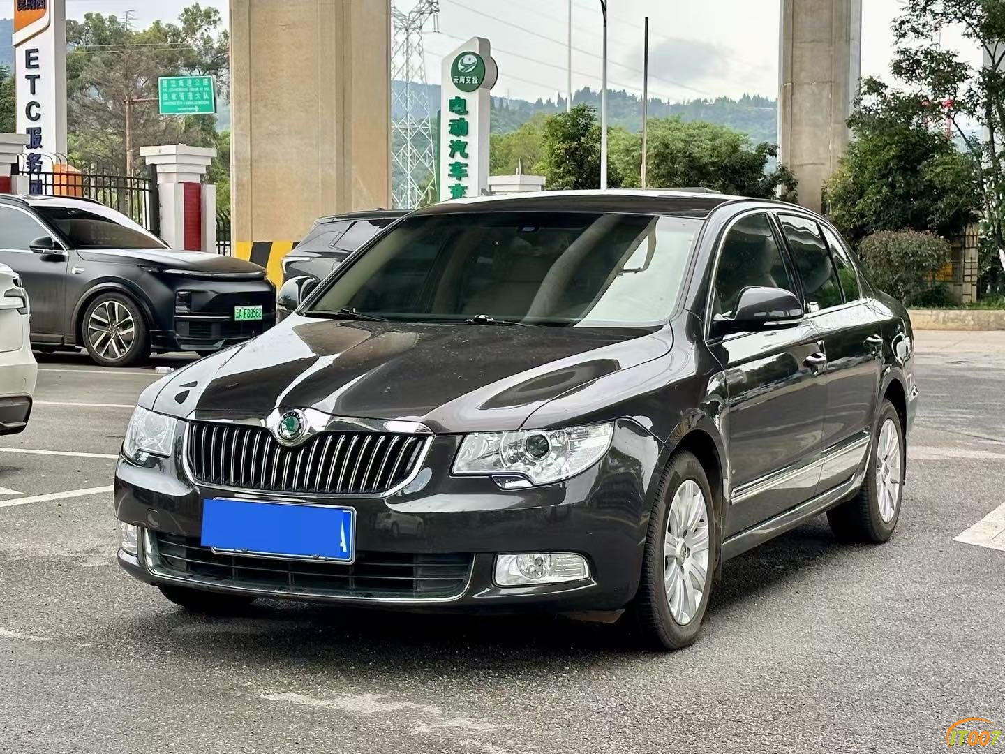 154326tiszg49pw160sg8i.JPG
