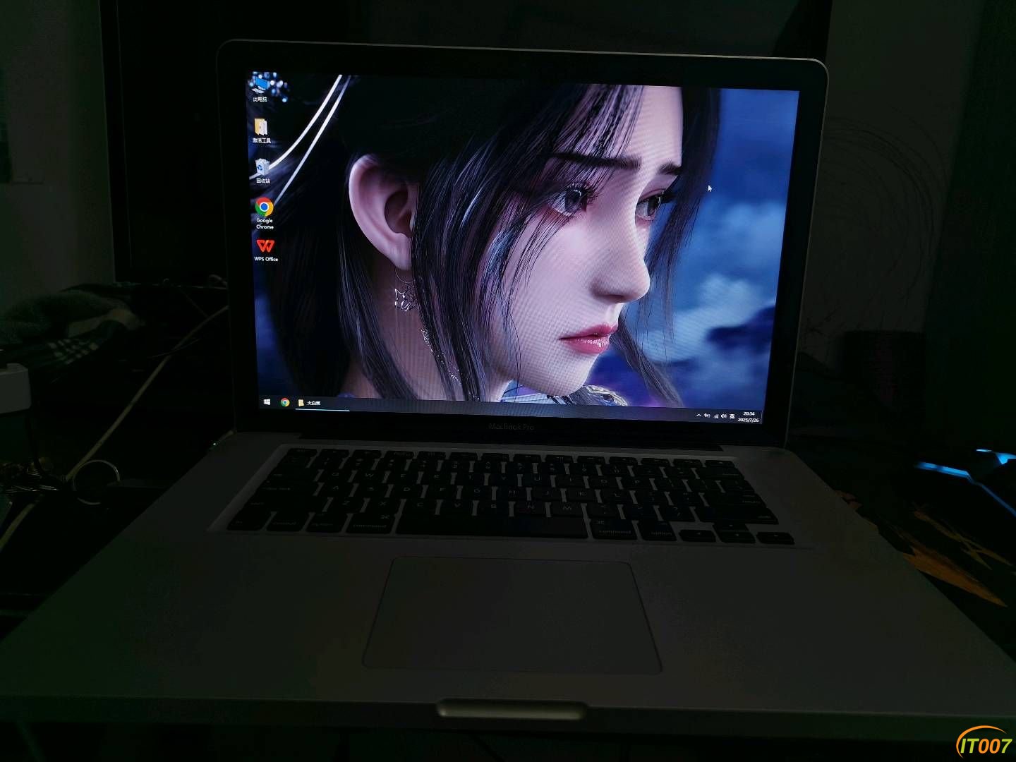 235812mx0yiqpgogi4upi8.jpg