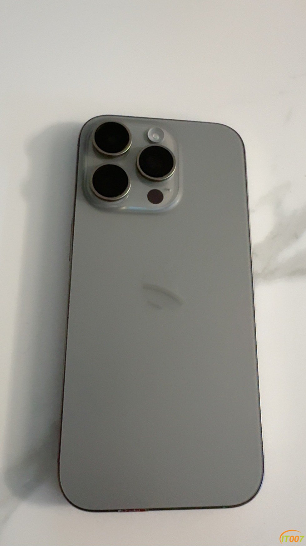 231741dmxmqlsqcwzufix9.jpg