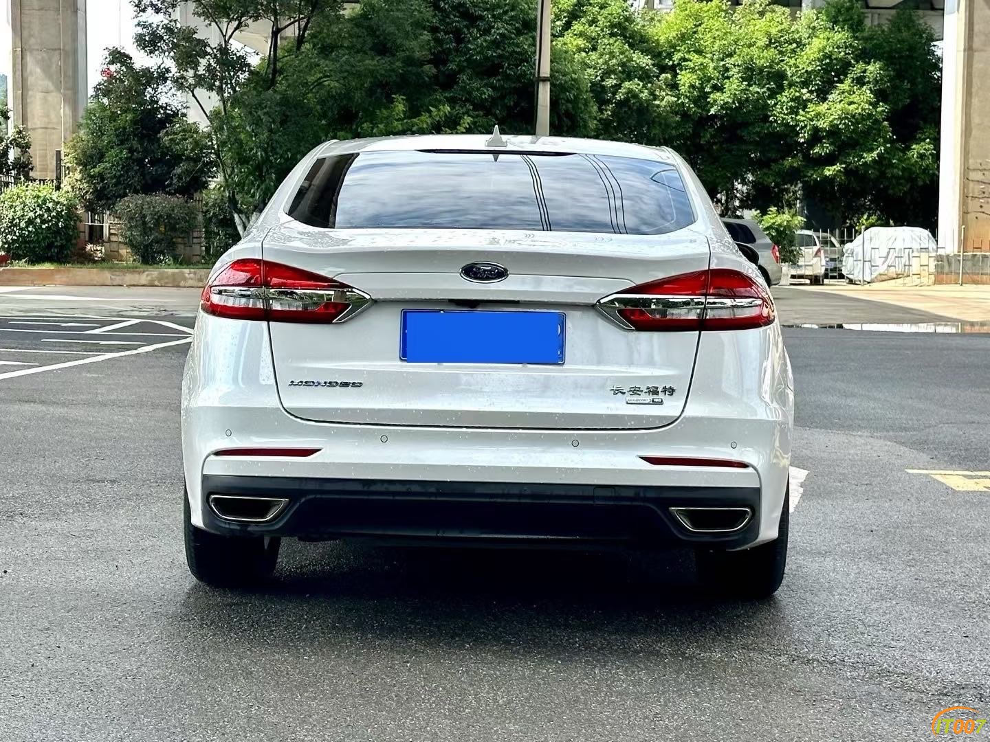 161812vn6sec22c2ak6gdg.JPG
