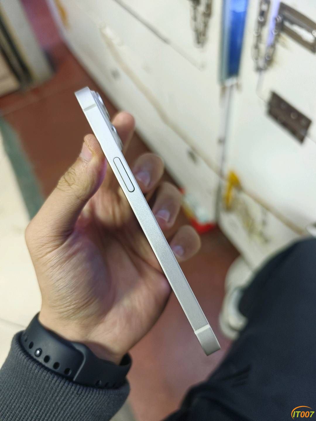 225824j1umbgulxirzi9xx.jpg