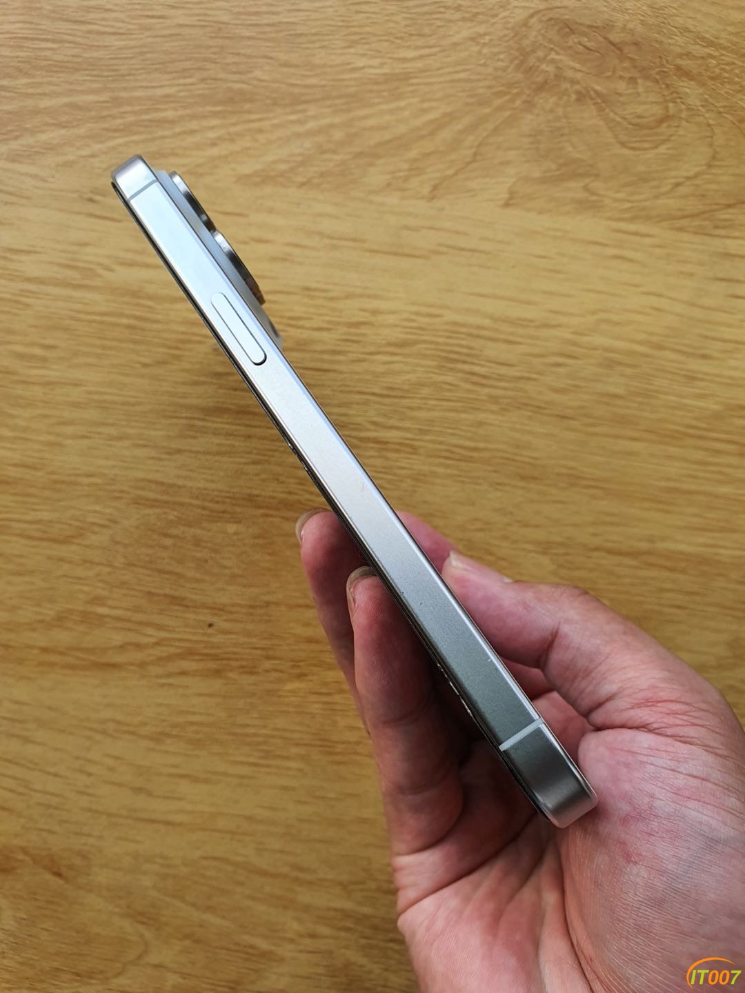 201929ltmtqfgmm0z590mk.JPG