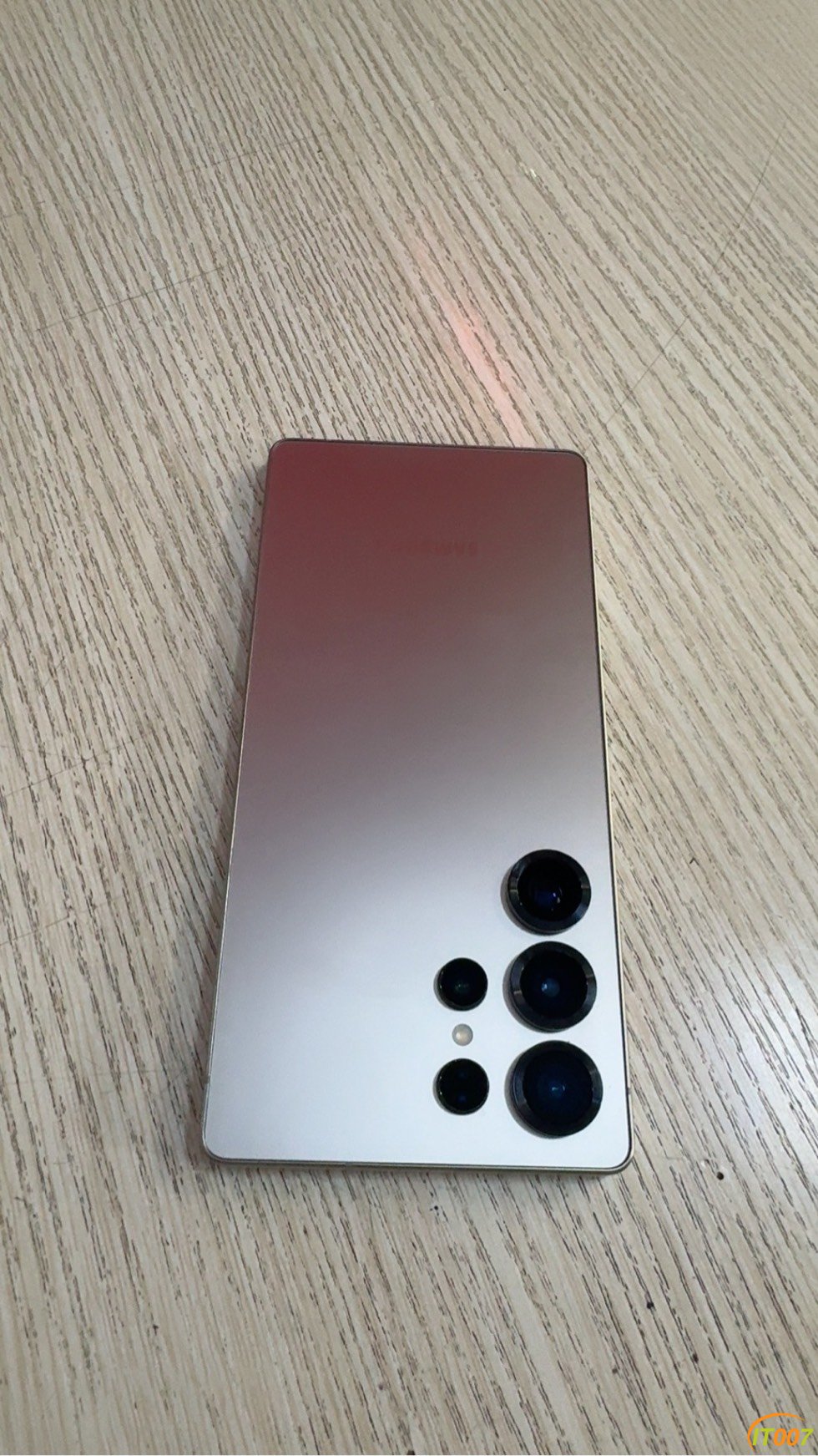 215359wppxgfo72op3g0pi.jpg