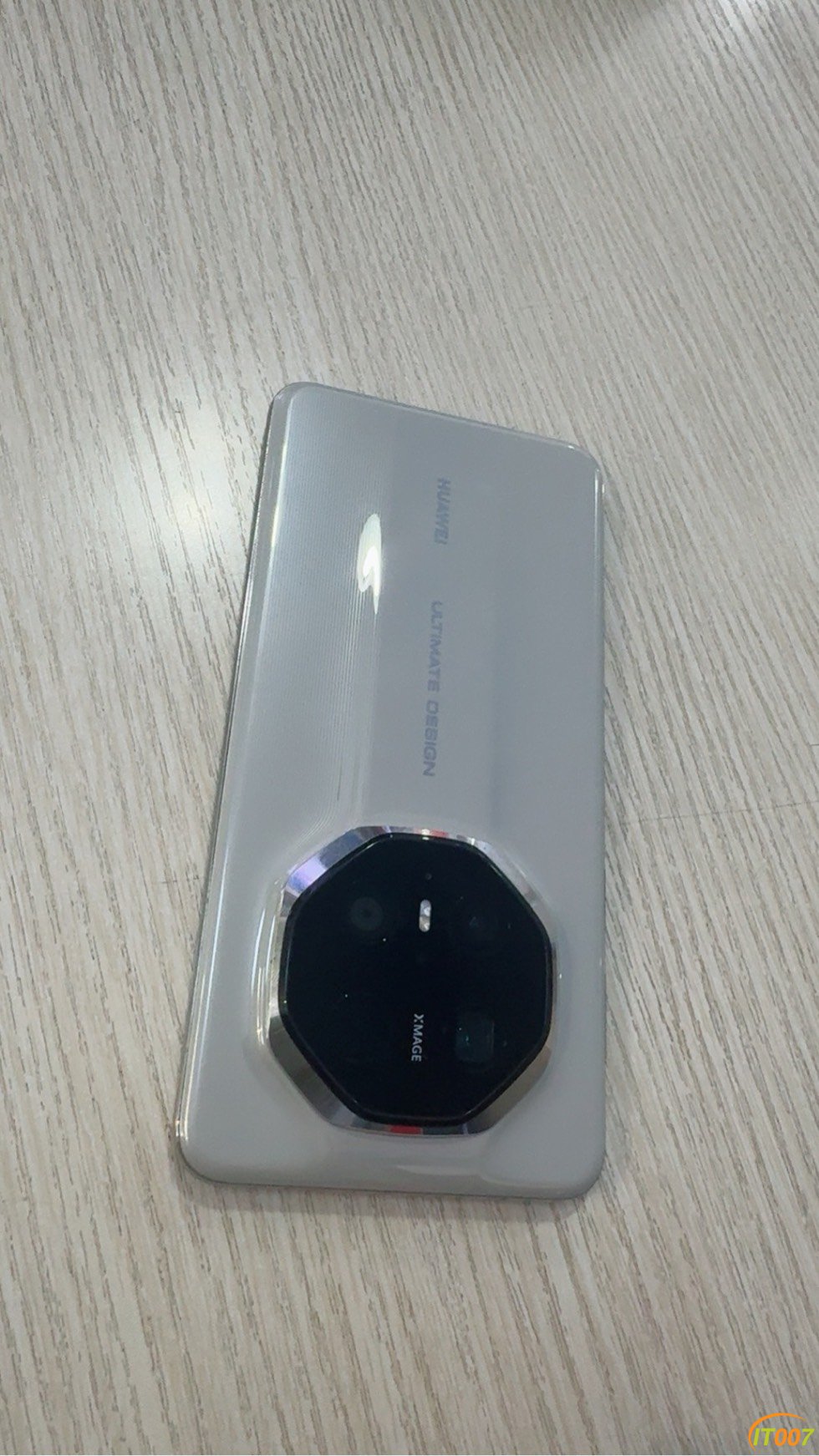 215533tus3jpjubp3bj6tx.jpg