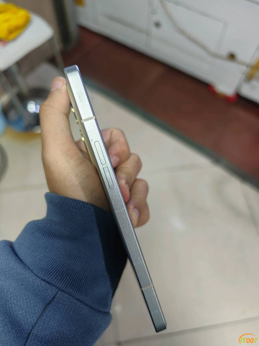 225902un740eee5z7hi1ve.jpg