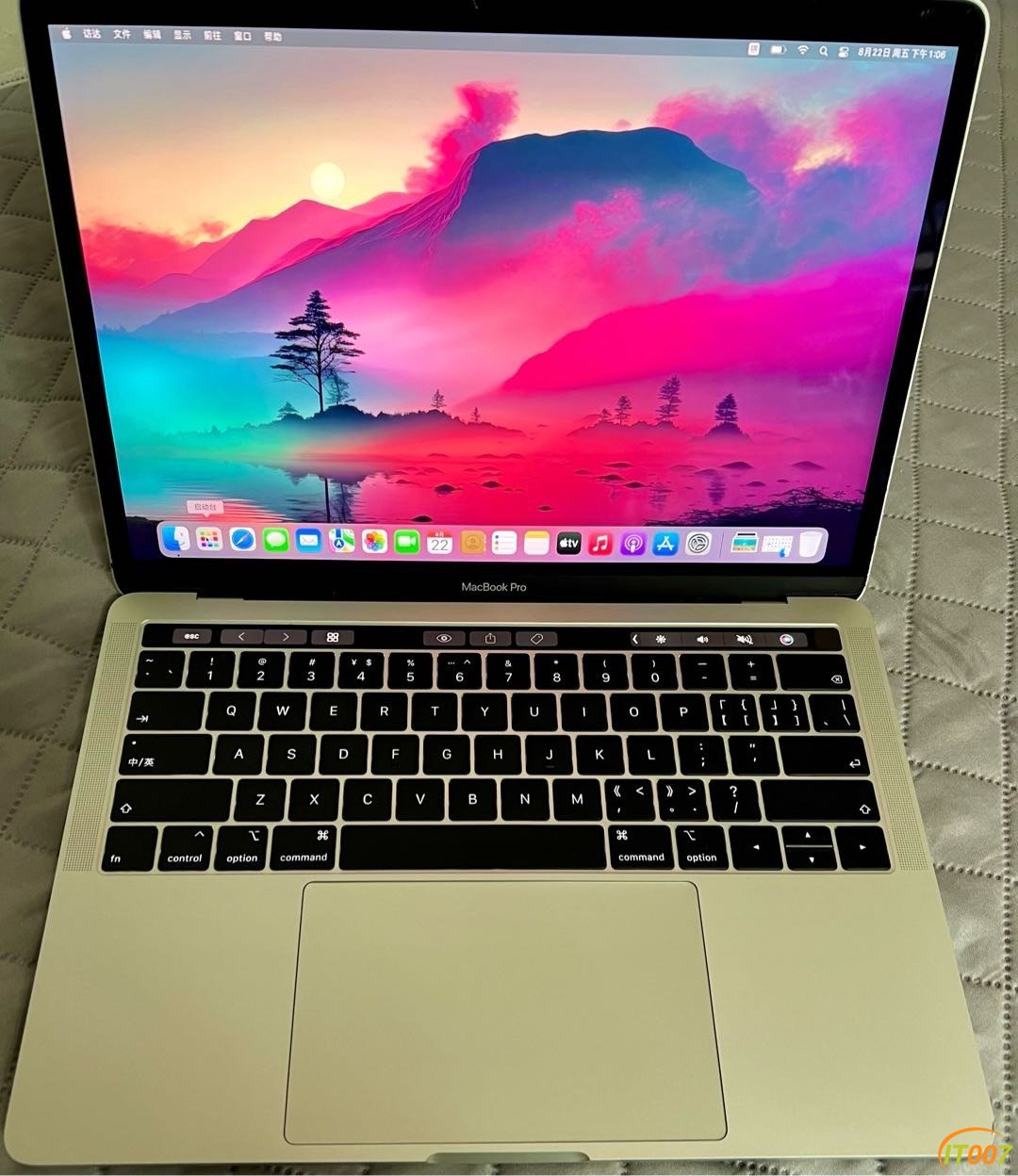 132719usp2gkqvxxv7mq2h.jpg