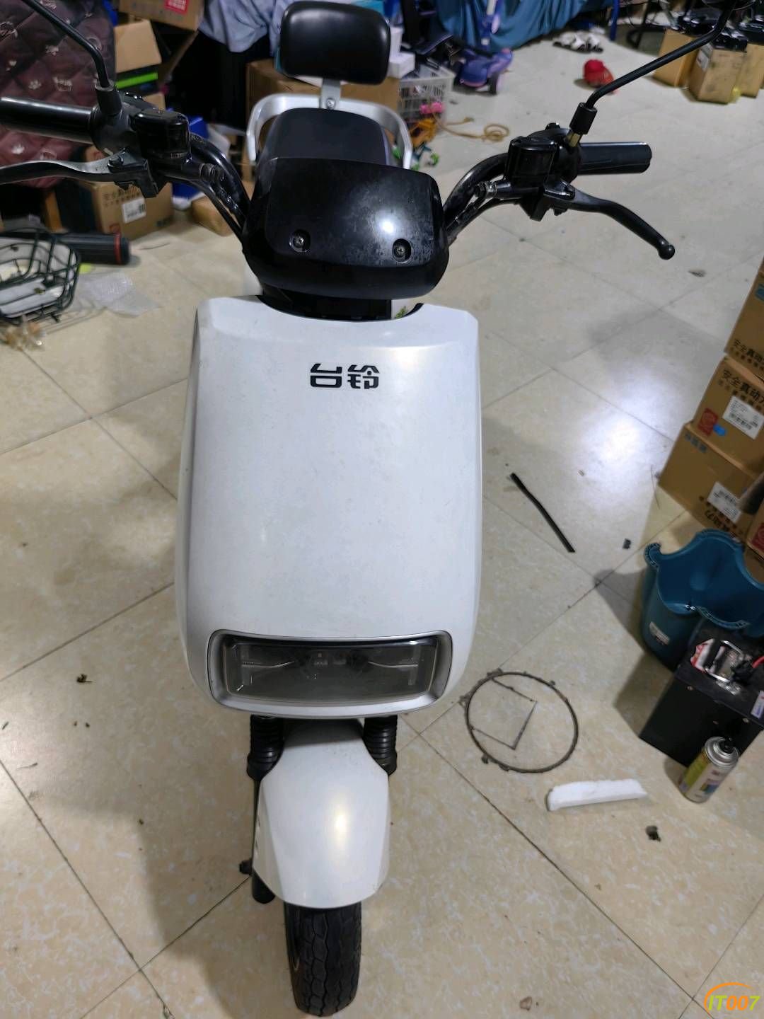 194057goje31l45rob58jo.jpg