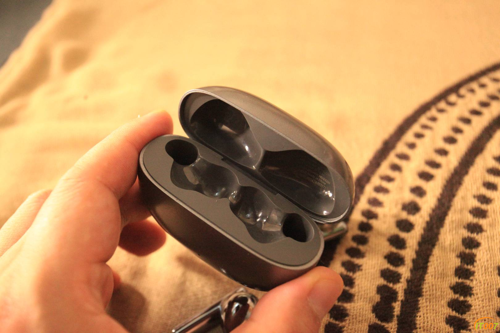 荣耀Earbuds X3蓝牙耳机65元
