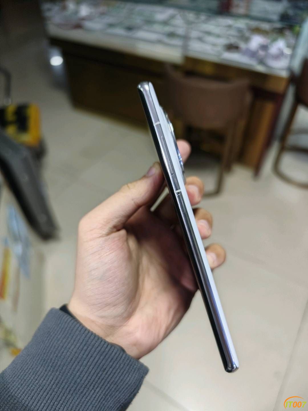 222903u40e84ozn446yn4m.jpg