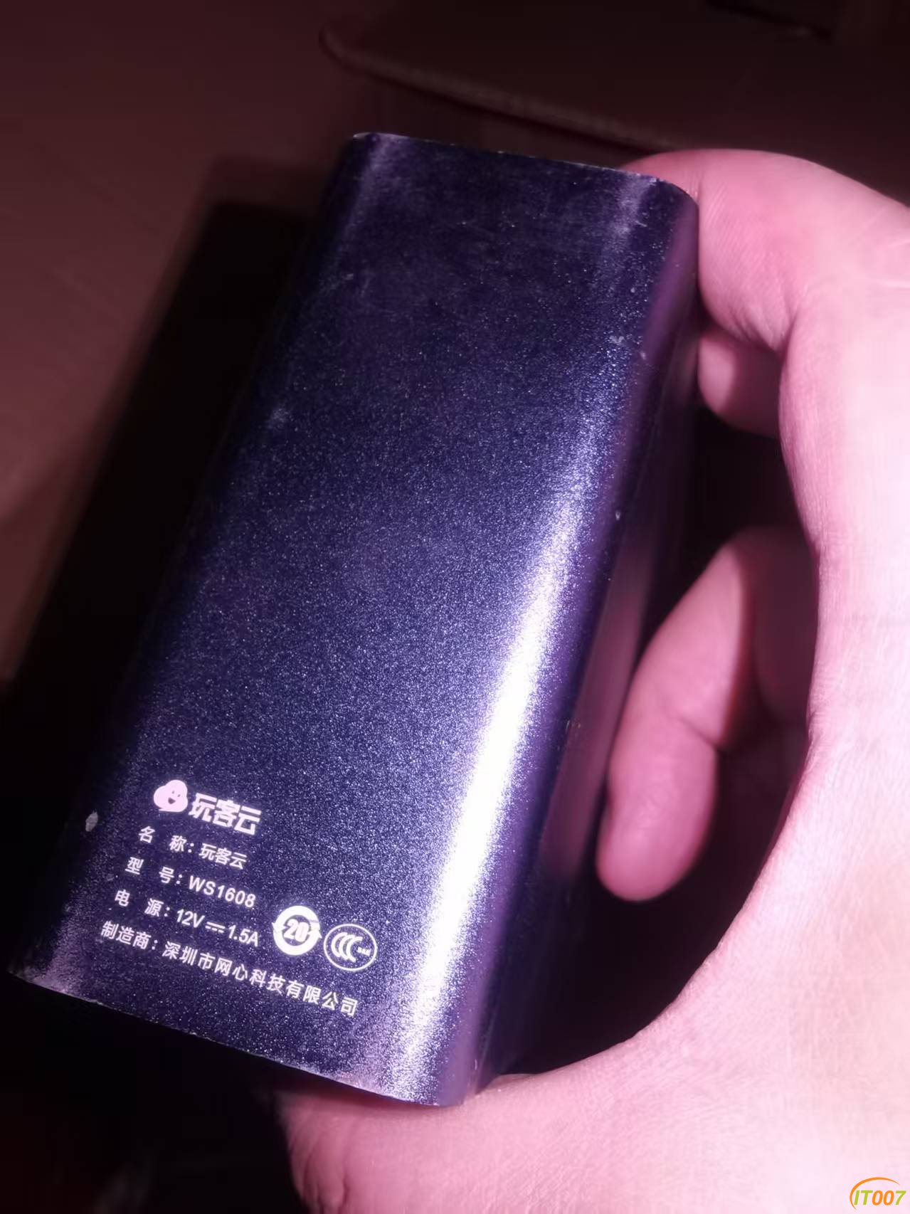 504ae0cdfaf7bc84d2c92bdc9280ae27.jpg