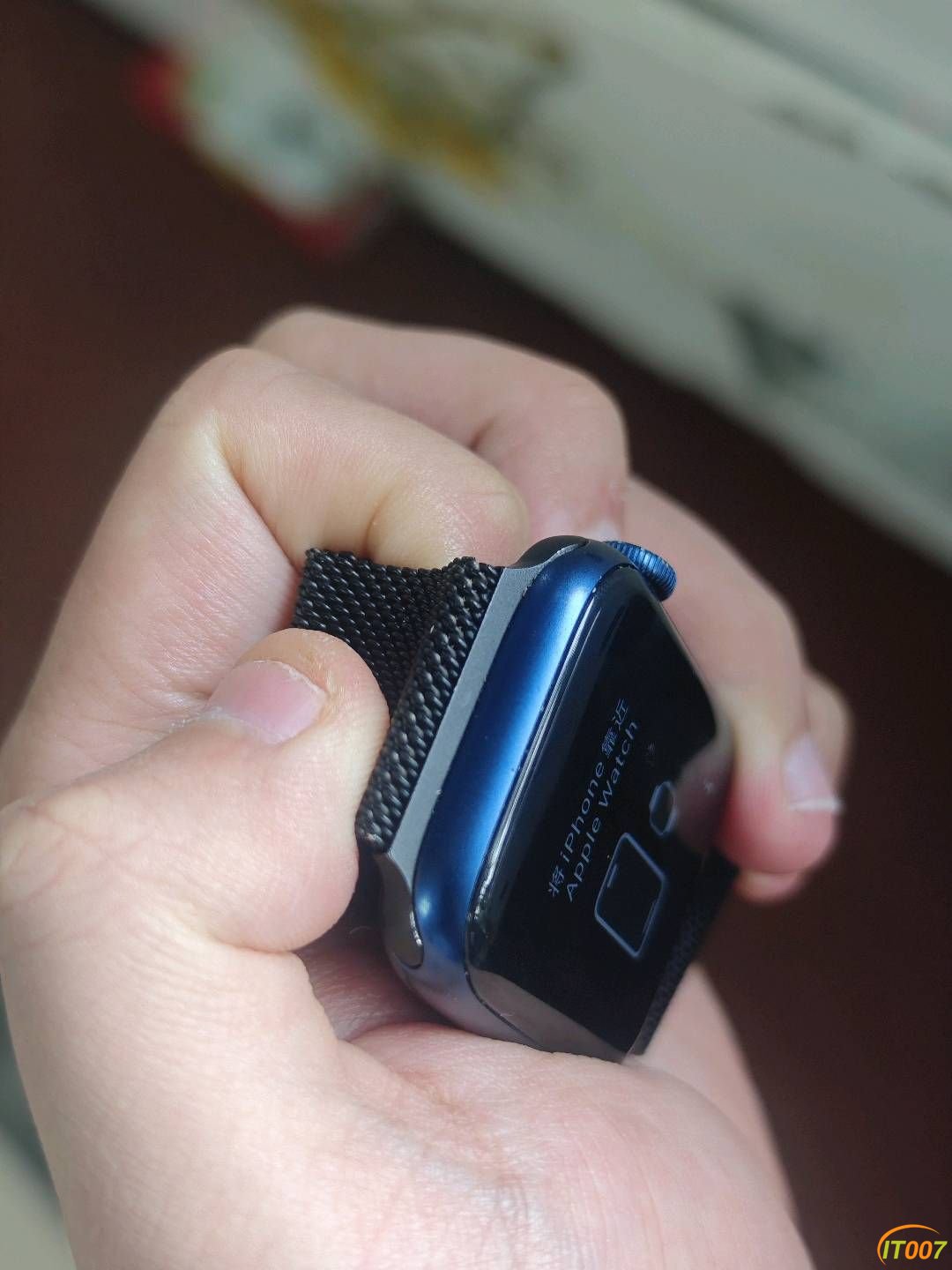 151500rr8r0pm8hh0ach08.jpg