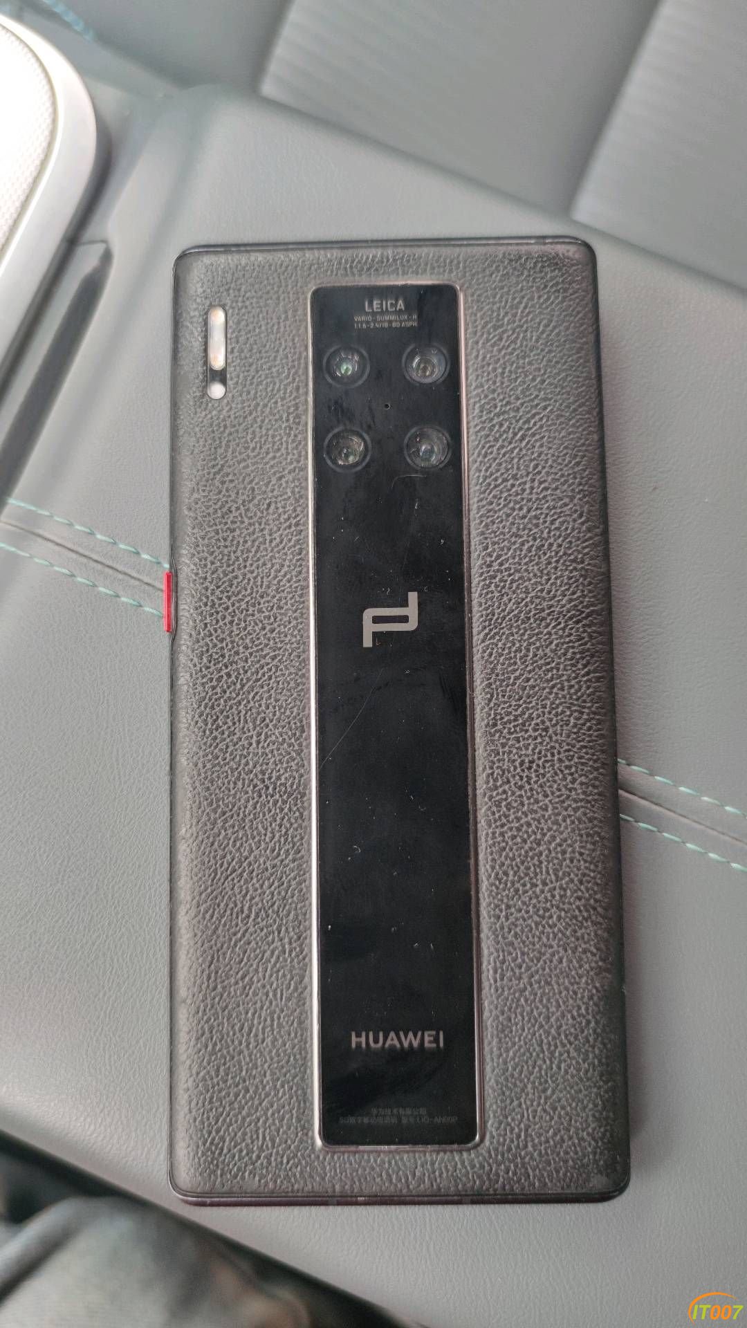 195914fegyzp01pnsuutp5.jpg