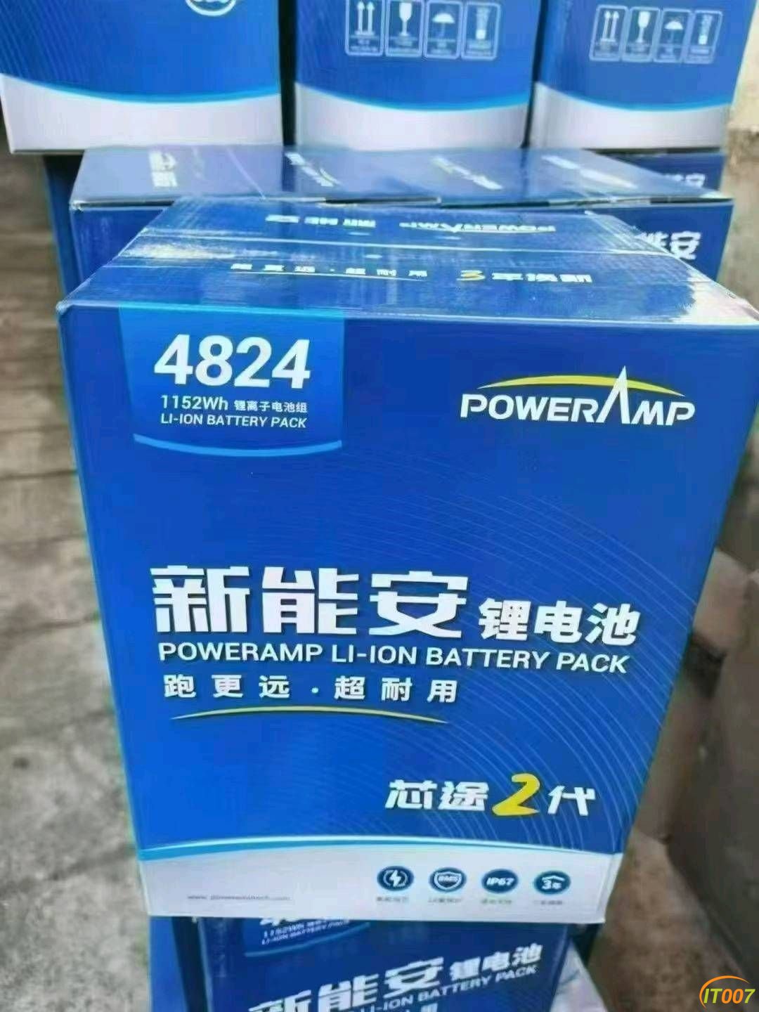 135716n1huohc17c0phg7e.jpg