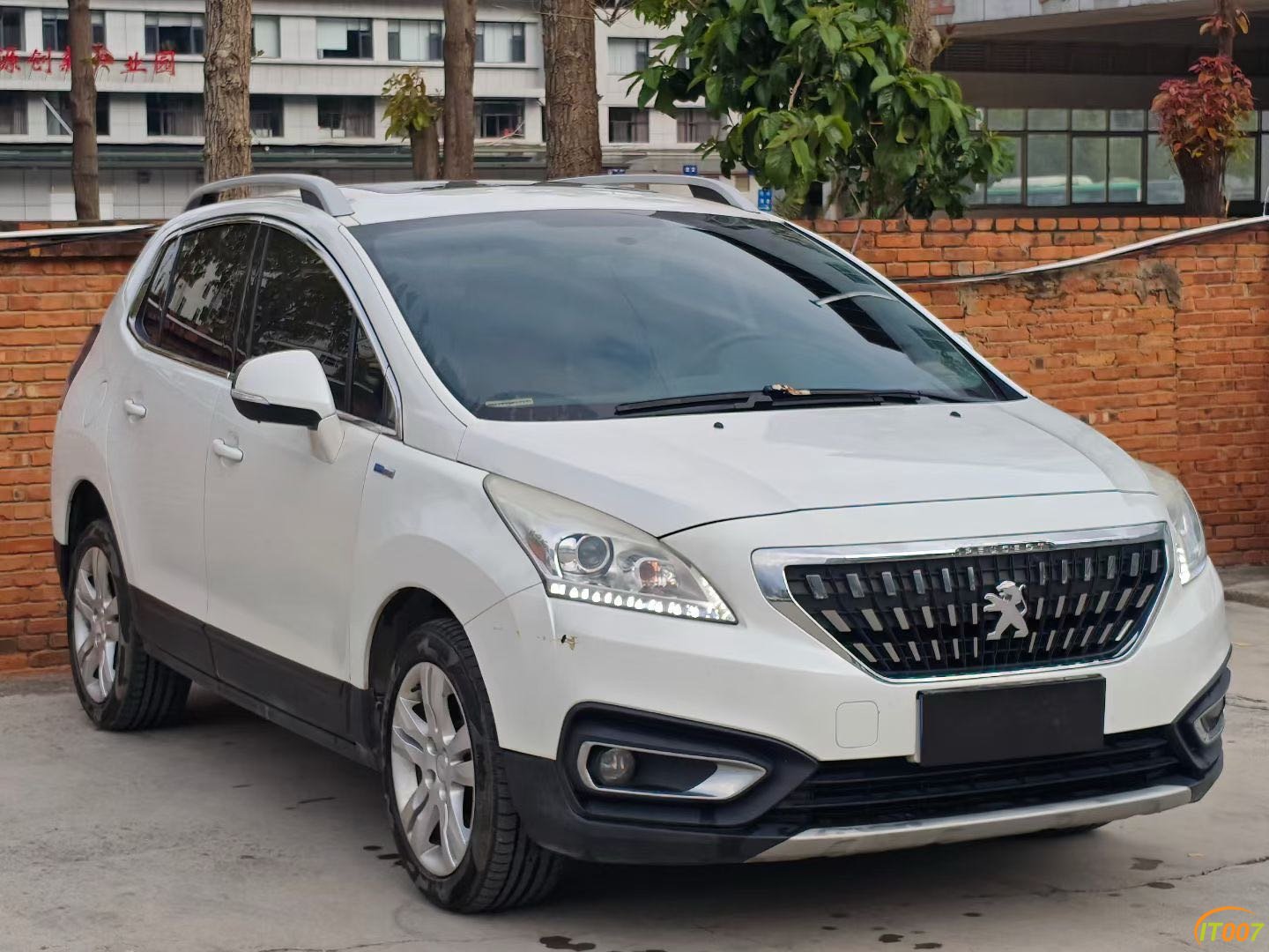 152635cbk96hho54047kxh.JPG
