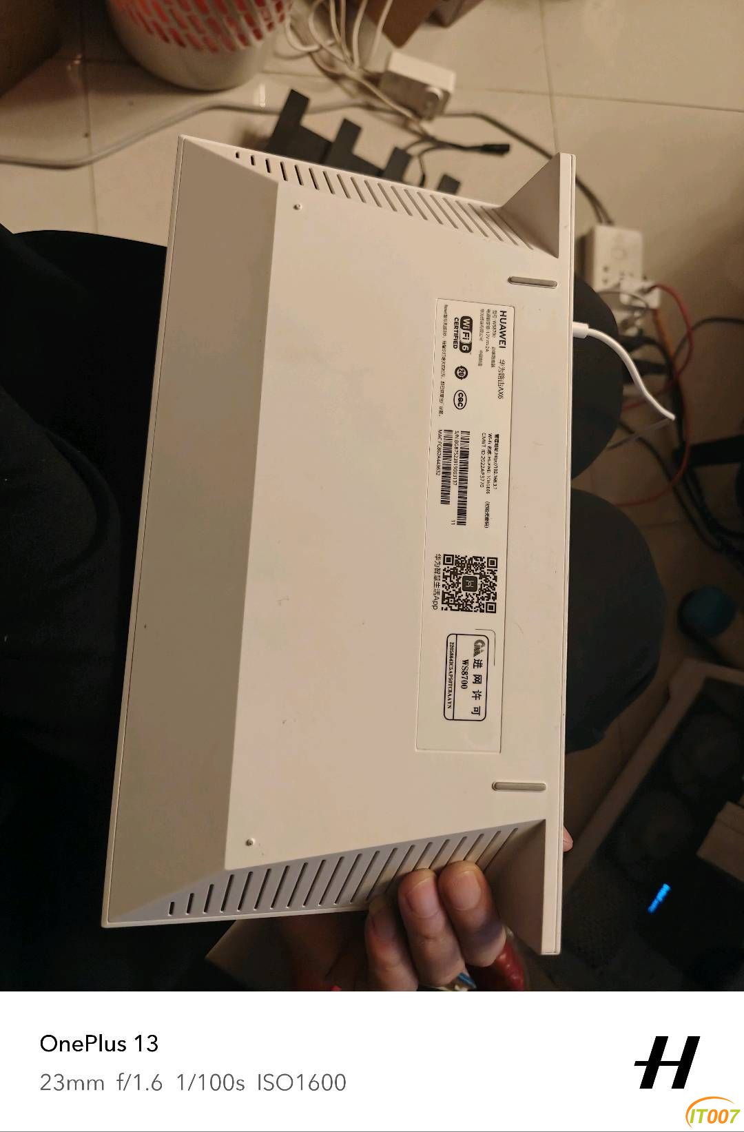 212904up32i7i2ogipgggi.jpg