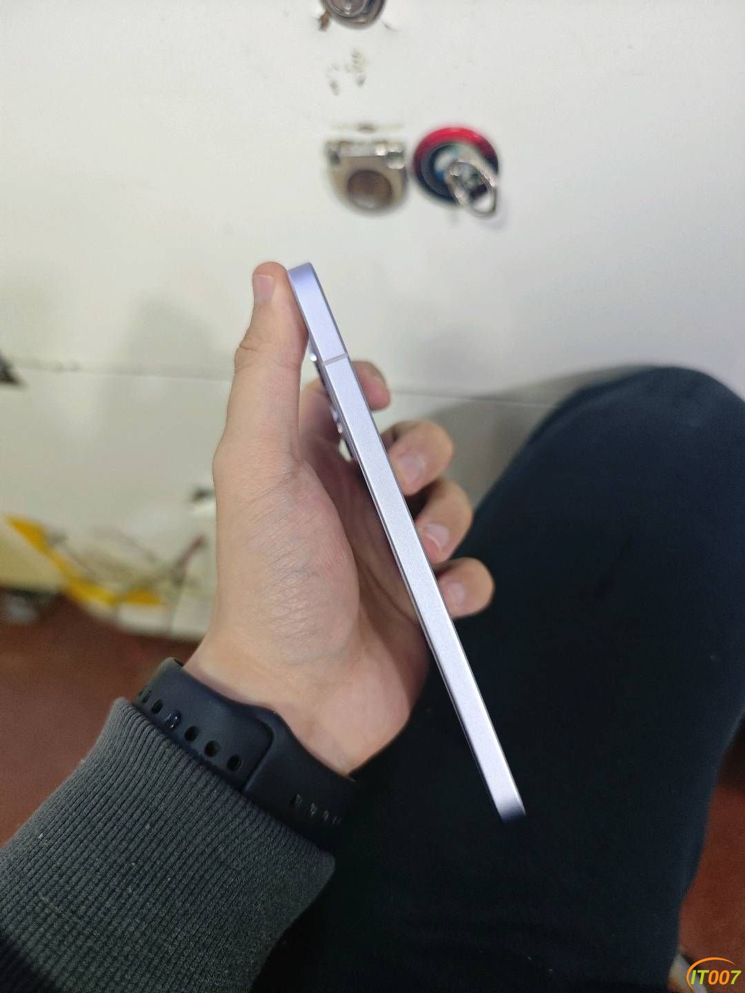201825m7ntqto887qnzcju.jpg