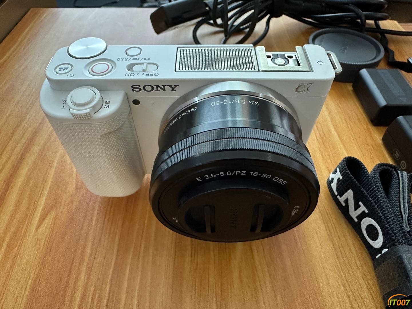 185859tmaadn3pz33mp5r0.JPG