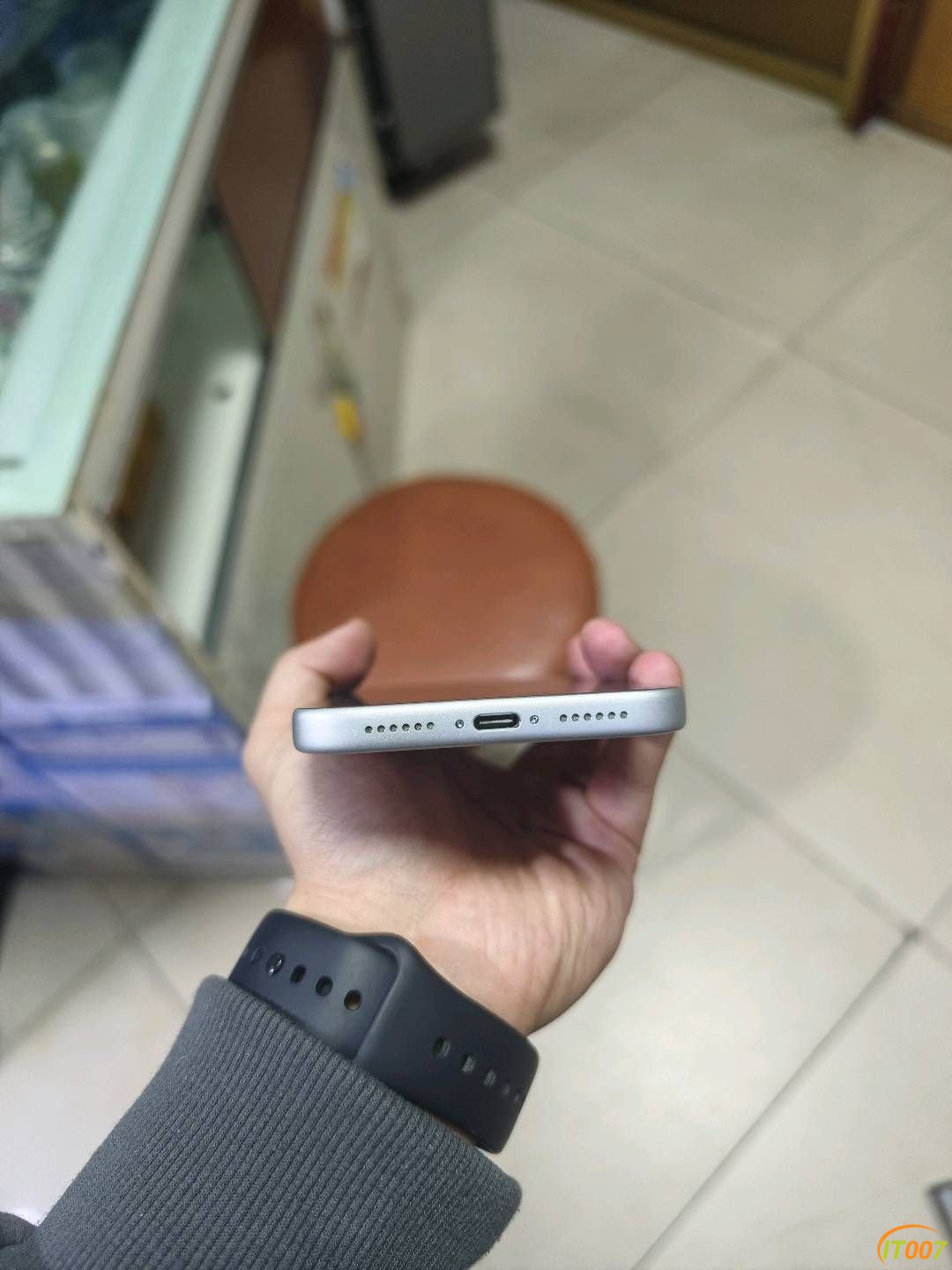 231529g82gyoyk11vyyyy1.jpg