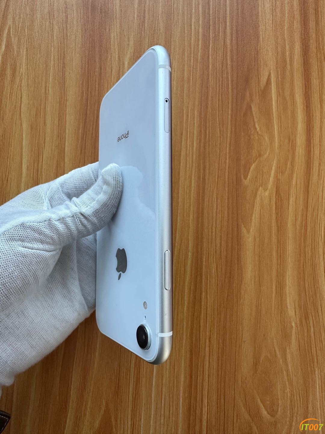 155856g59k05hx91e2kx6z.JPG