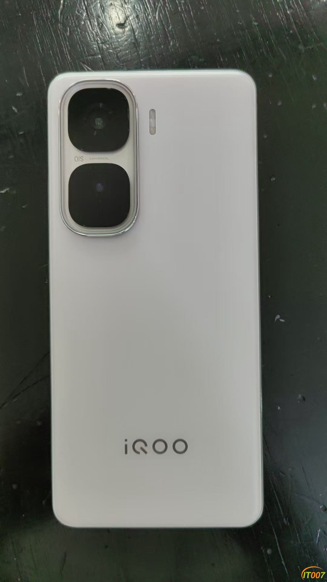 164947qvcxatt0qdejxtzk.JPG