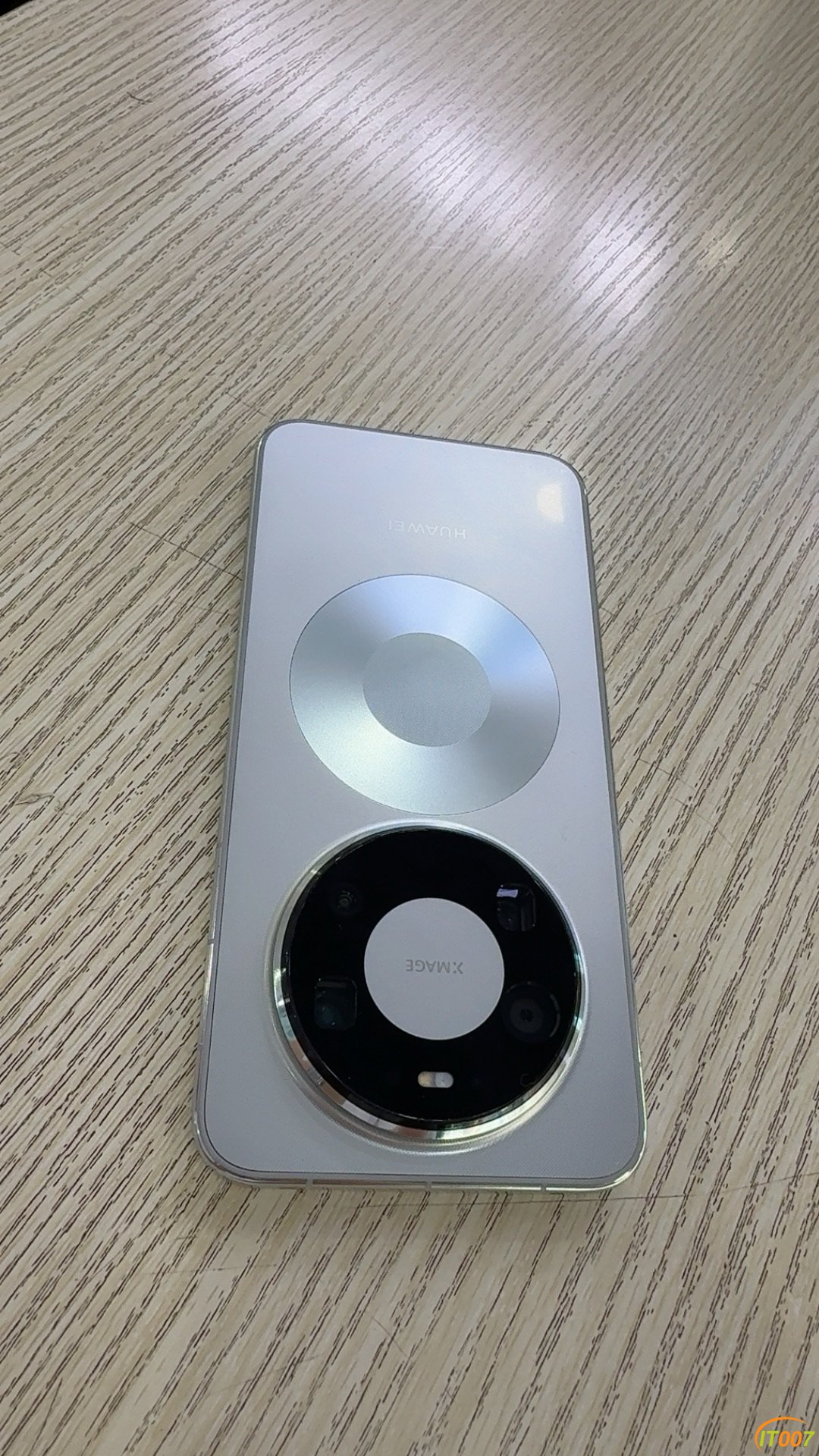 134320eg3g997rn96umfxx.JPG