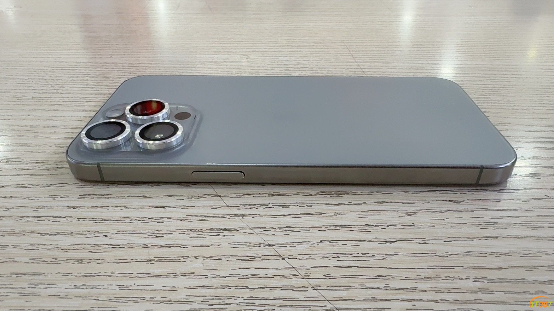iPhone 15 Pro Max国行256G原色钛金属95靓4699一将出品