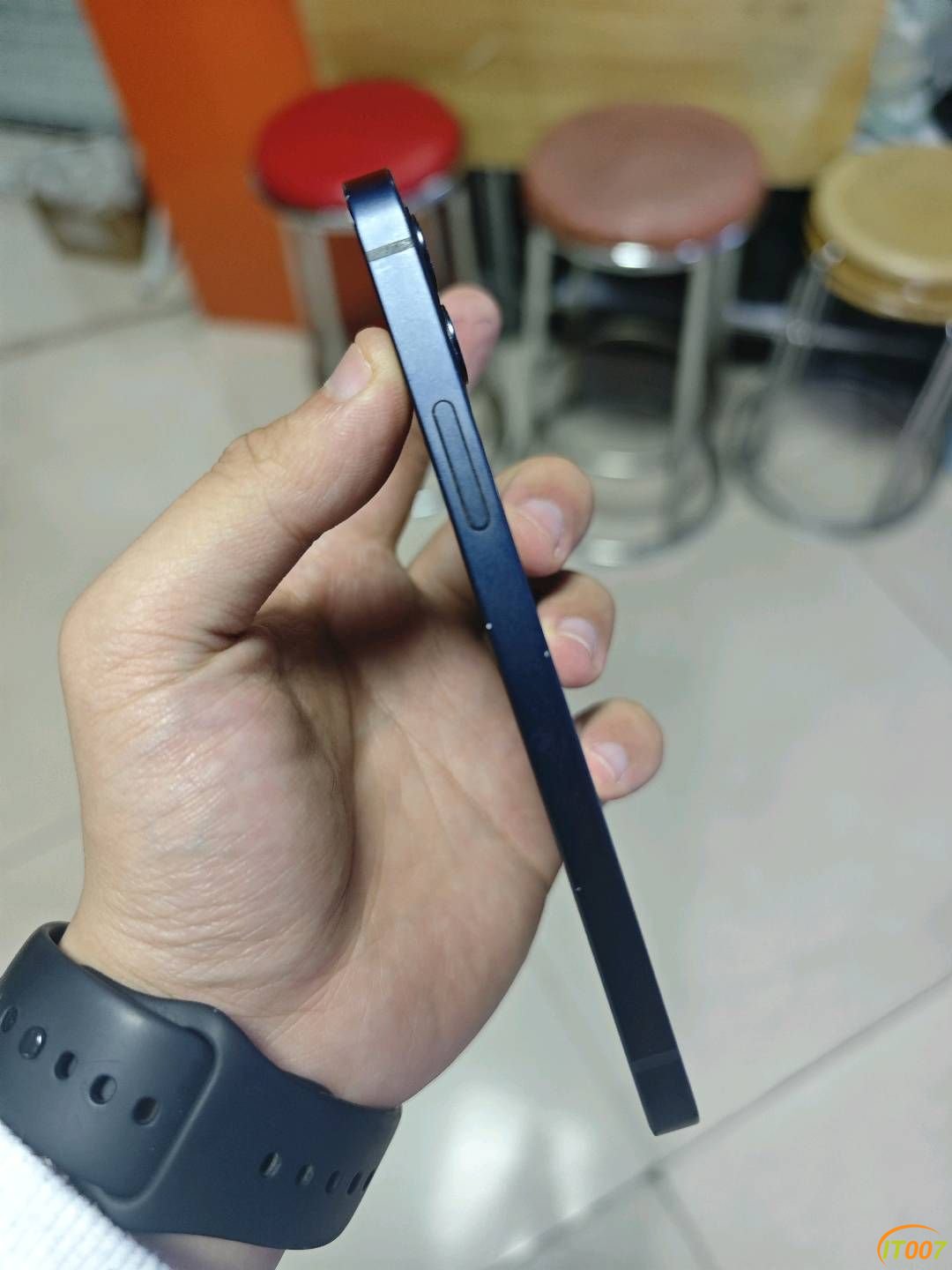 225816aqm9b4fpbwdhdm4q.jpg