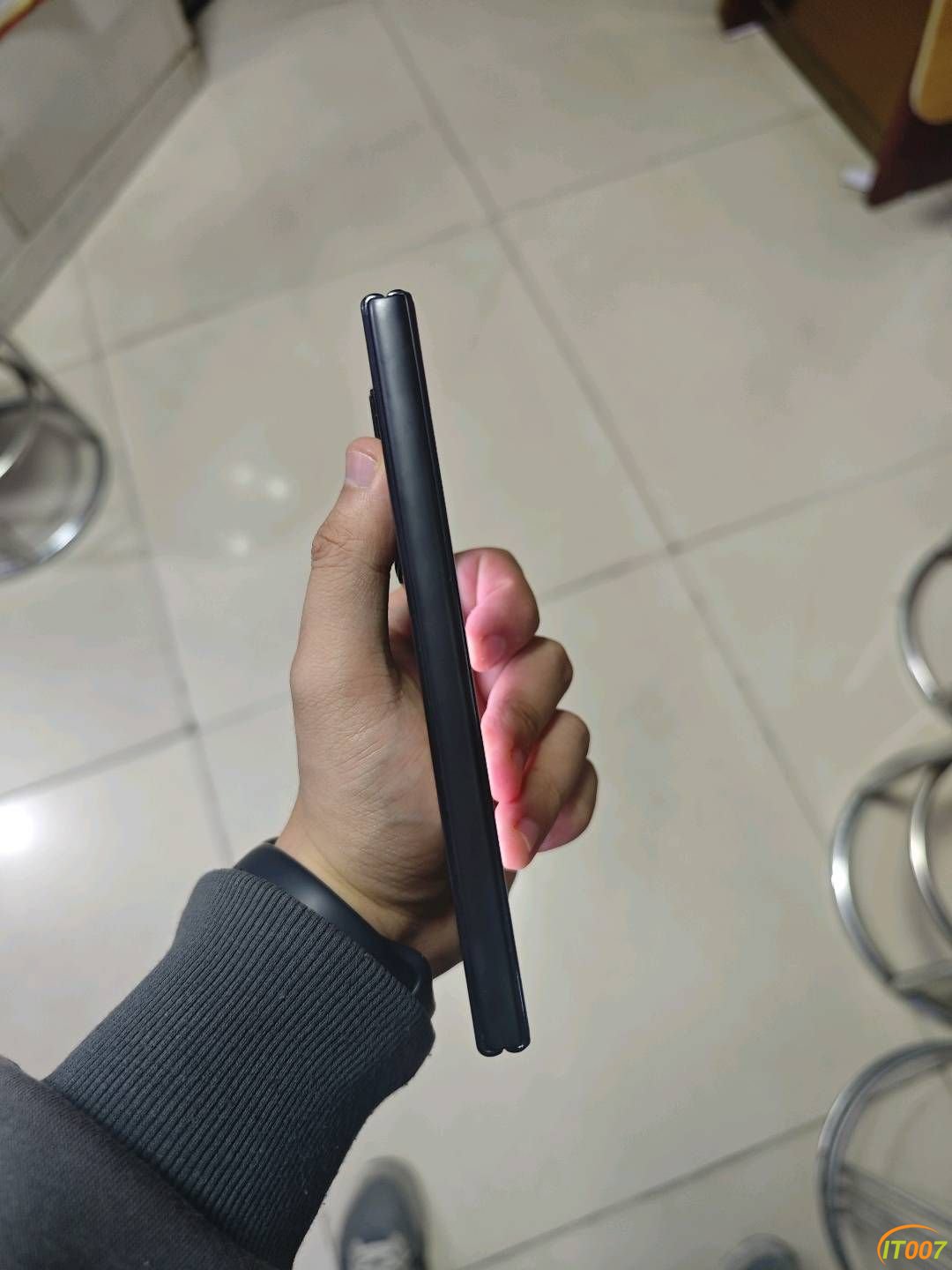 224317lctdcg5g1cv1cczl.jpg