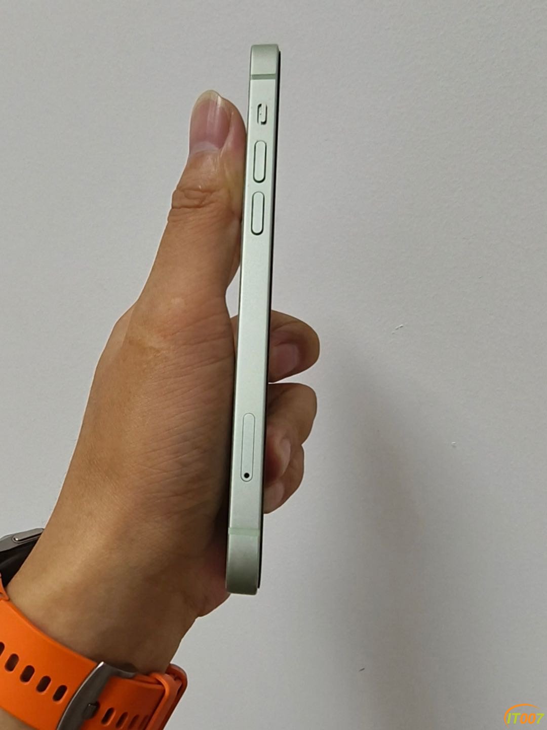 155802auxwcu0ps4kv2ntx.JPG