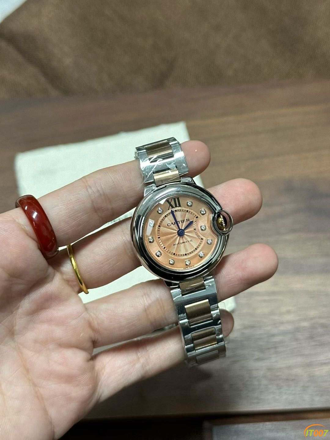 113500bb81c8jjn7dz1fyf.JPG
