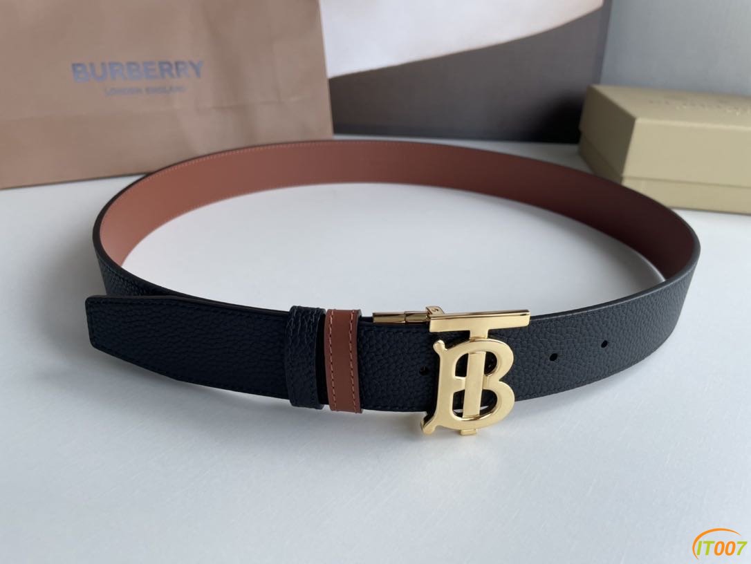 皮带 所有款式都有 同步奢 柜