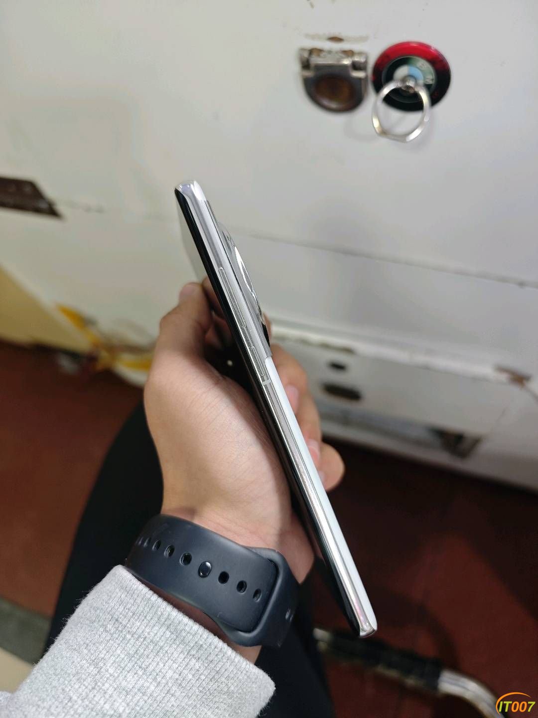 201834f6s6r8q7eqmv8ts7.jpg