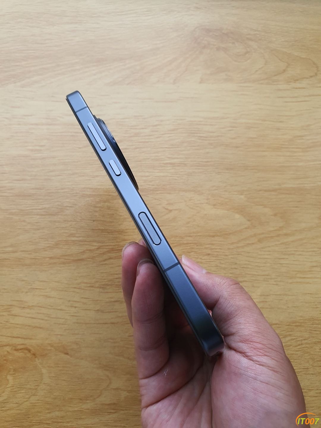 224340ykk12s6rsksj16k6.JPG