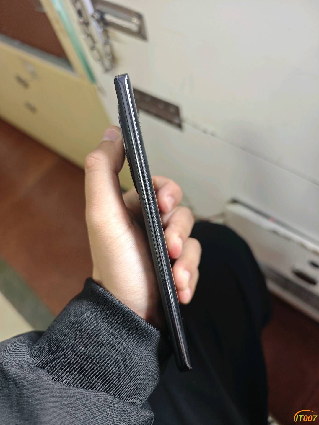162839t29wux8pz2qbqxpe.jpg