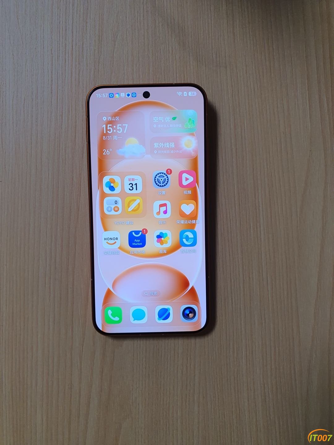 203936bcmdc6m9k9c8b6ac.JPG