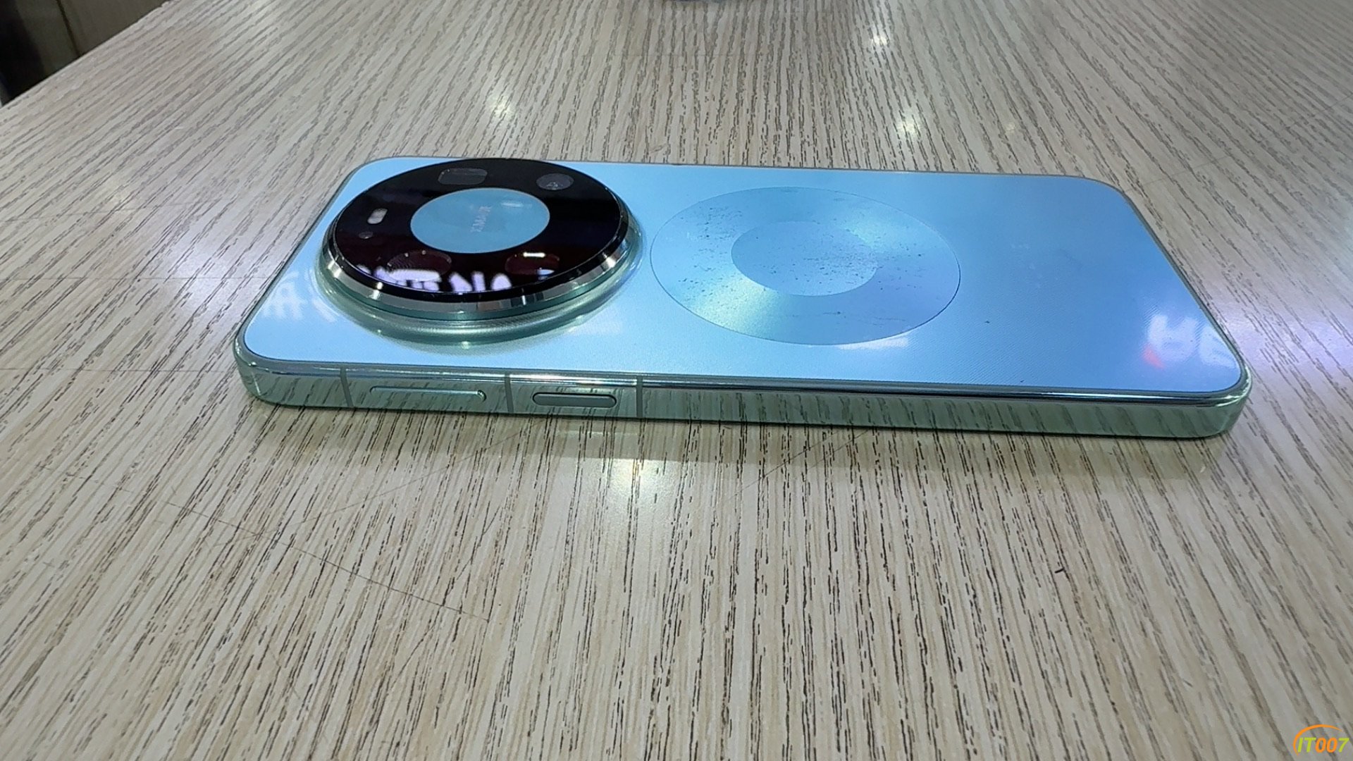 160154nu592gvr5v5psui4.JPG