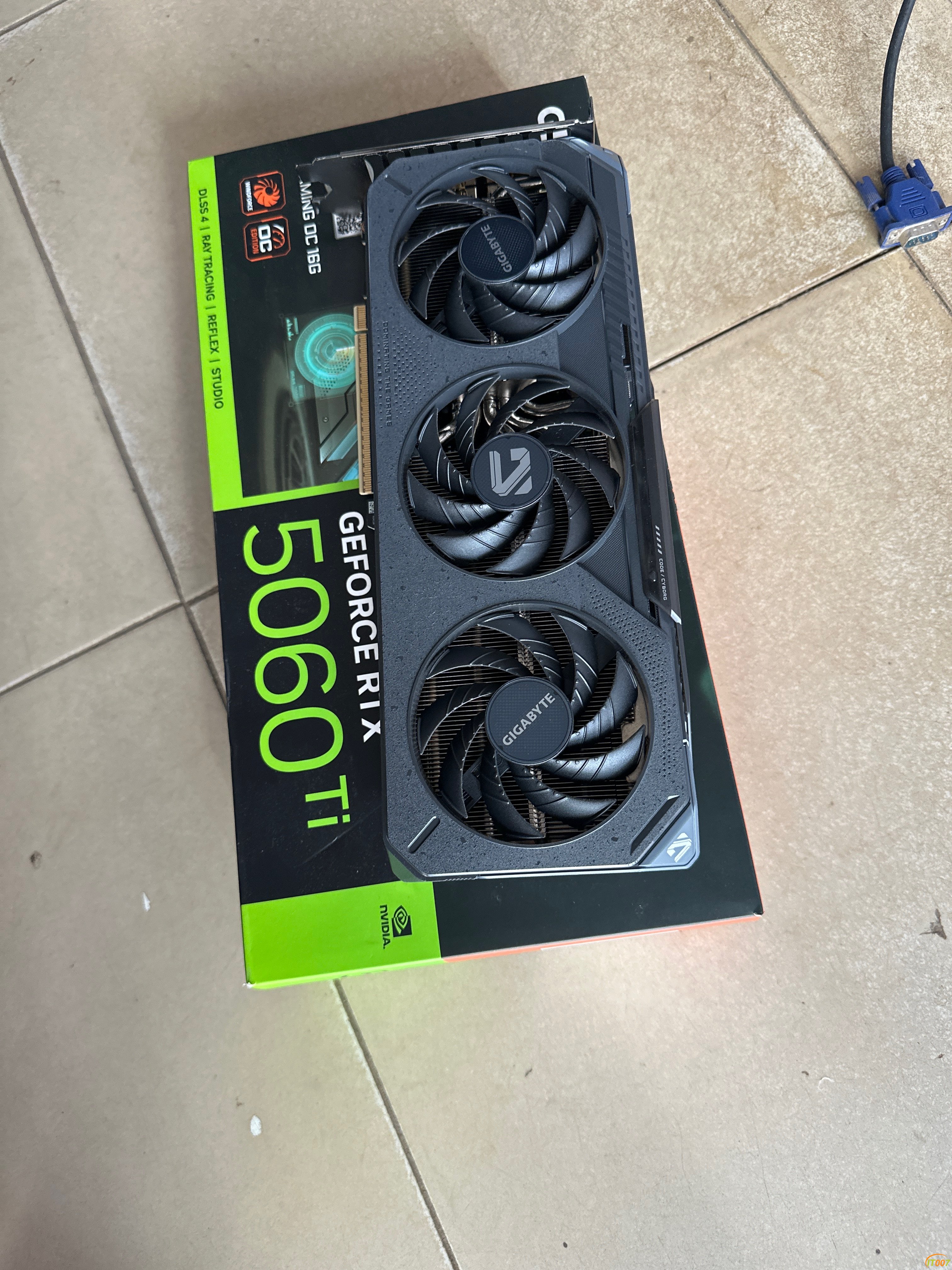 095251s1xc1u9rxkutu9au.jpg