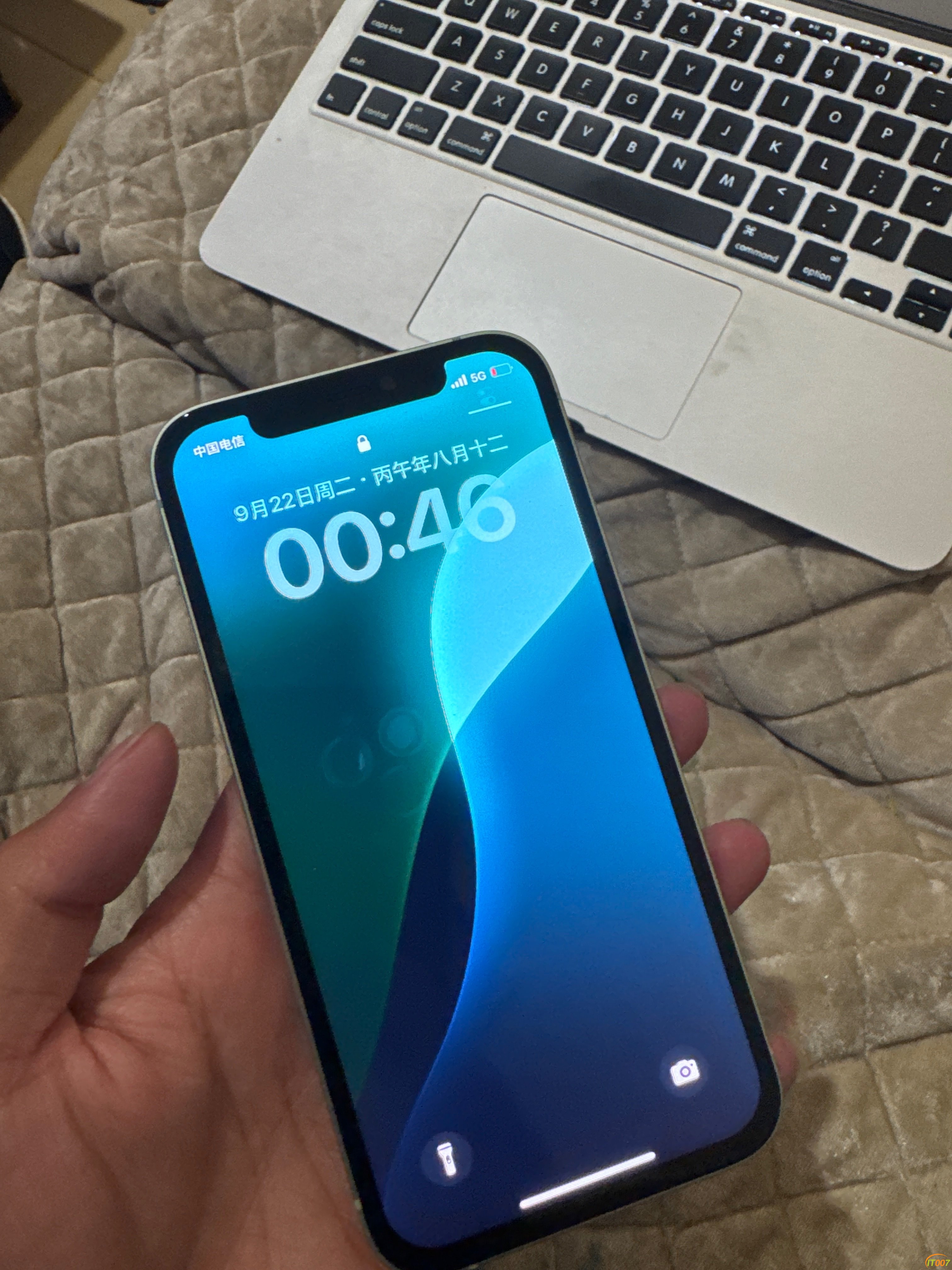 580元出台iPhone12  128G