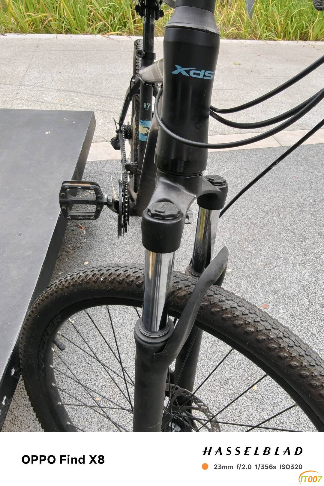 152856liallbb1ob8t8vbz.jpg