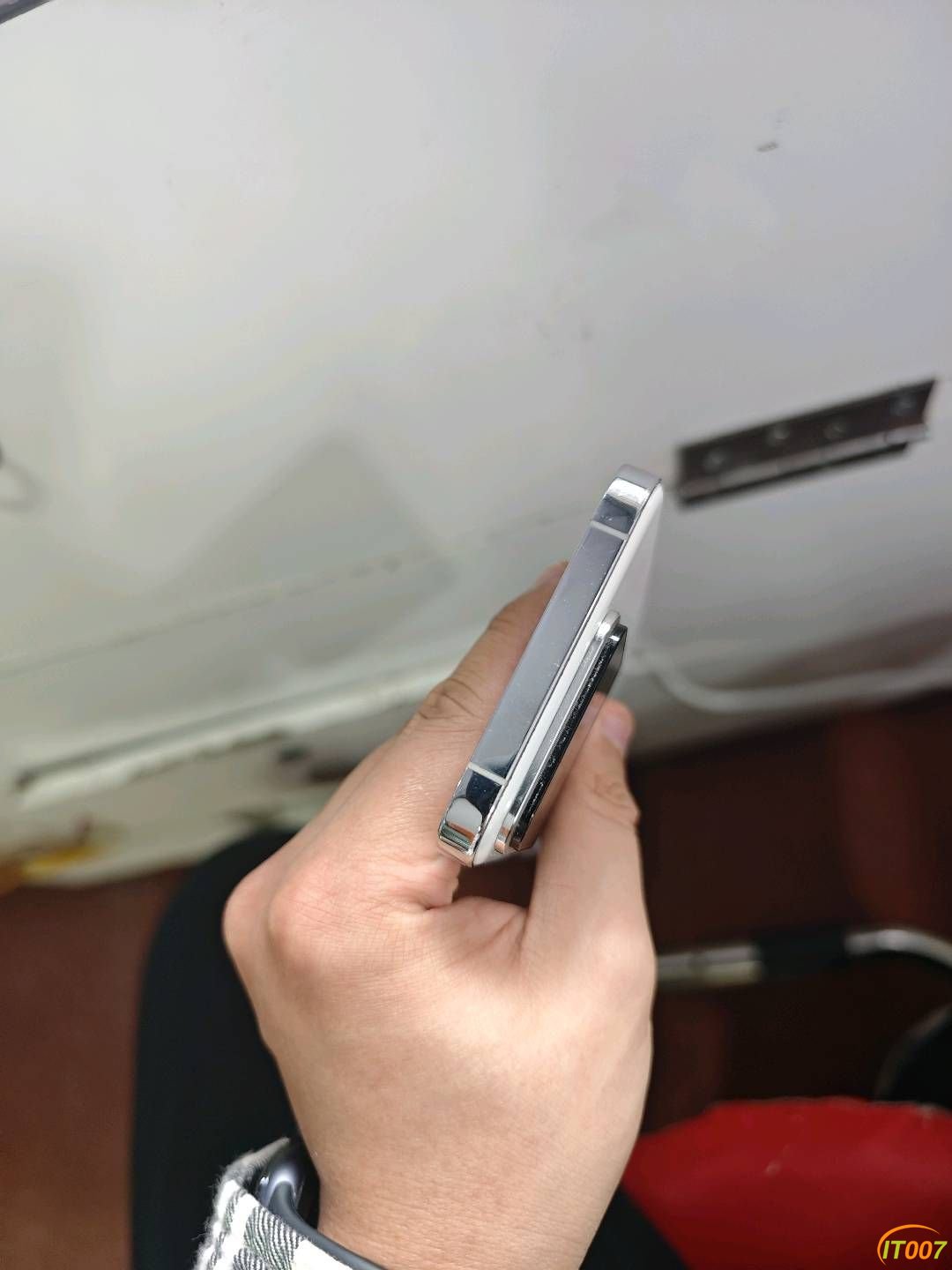 214801xm5zqc9rppcrp7pw.jpg