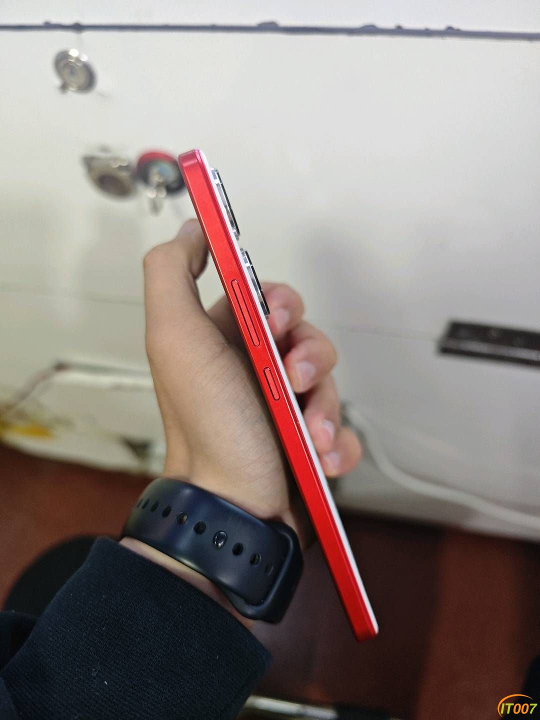 190934idkg6d0j738hduj8.jpg