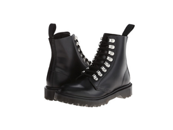 [海淘]Dr. Martens Assange 中性马丁靴$54.99（约￥540）