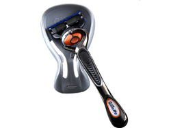 送剃须膏！Gillette 吉列 锋隐致顺手动剃须刀(1刀架+1刀头） 天猫商城58元包邮