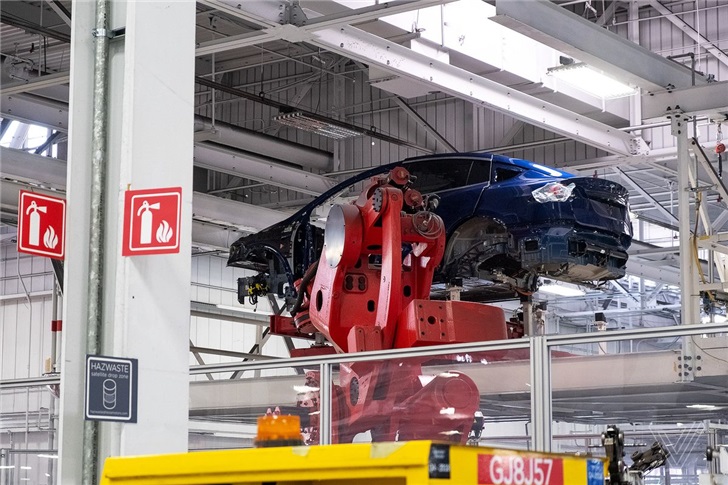 特斯拉宣布Q4交付11.2万辆电动汽车，完成全年36万辆目标